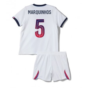 Paris Saint-Germain Marquinhos #5 Jalkapallovaatteet Lasten Vieraspeliasu 2026-27 Lyhythihainen (+ Lyhyet housut)